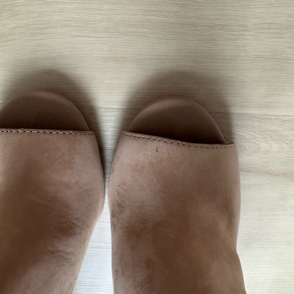 Aldo Taupe Peep-Toe Slingback Block Heel (Size 6.5) - Picture 5 of 7